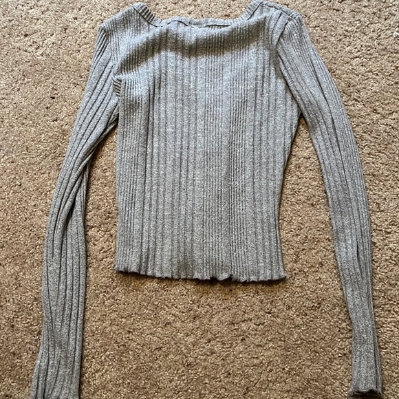 Long sleeve crop top from Rue21 - Picture 2 of 4